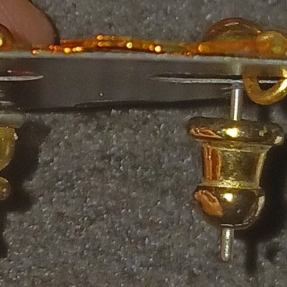 Texas Earrings - Picture 2 of 2